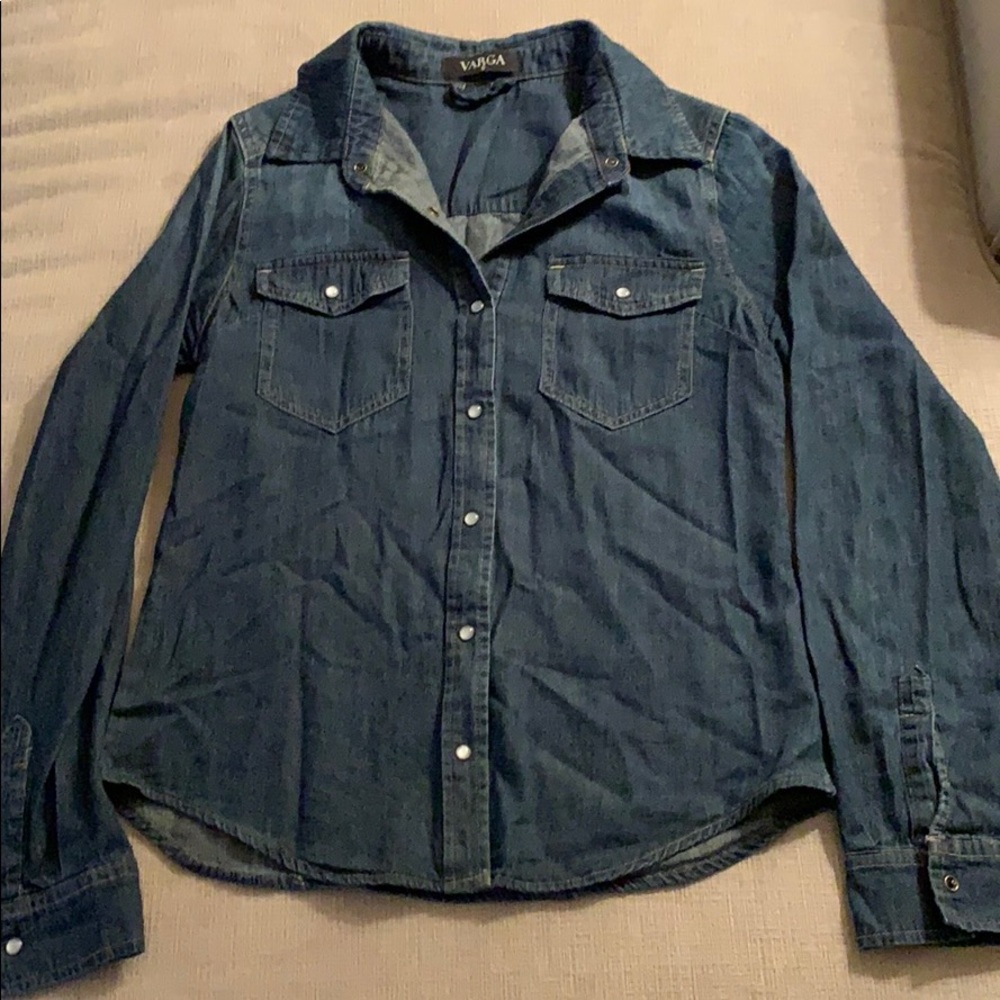 Women’s Denim Jean Button Up Shirt